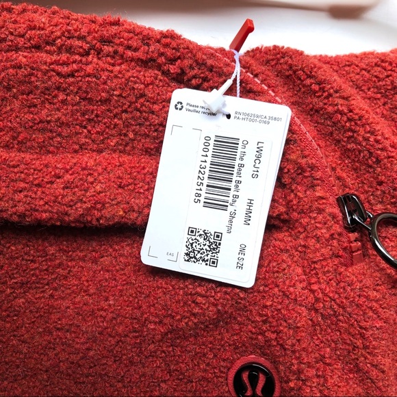 Lululemon On the Beat Belt Bag Sherpa Fanny Pack - Picture 7 of 11